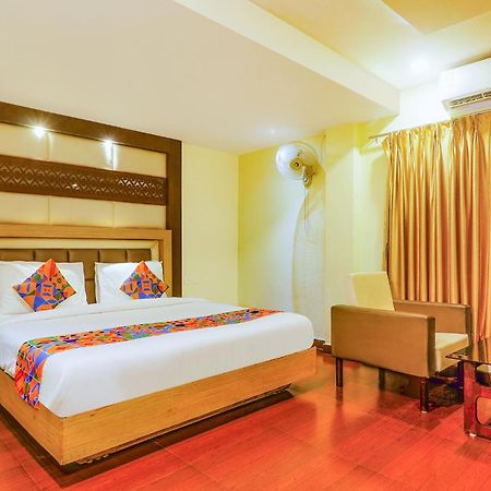 Fabhotel Keerthi'S Anupama - Nr Indira Gandhi Stadium Vidzsajavádá Kültér fotó