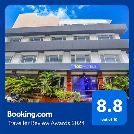 Fabhotel Keerthi'S Anupama - Nr Indira Gandhi Stadium Vidzsajavádá Kültér fotó