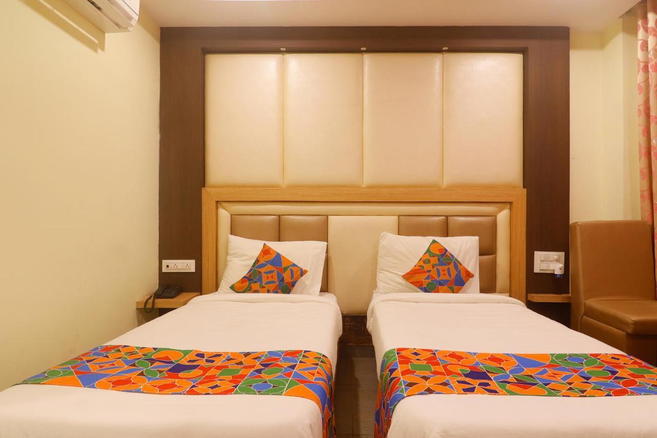 Fabhotel Keerthi'S Anupama - Nr Indira Gandhi Stadium Vidzsajavádá Kültér fotó