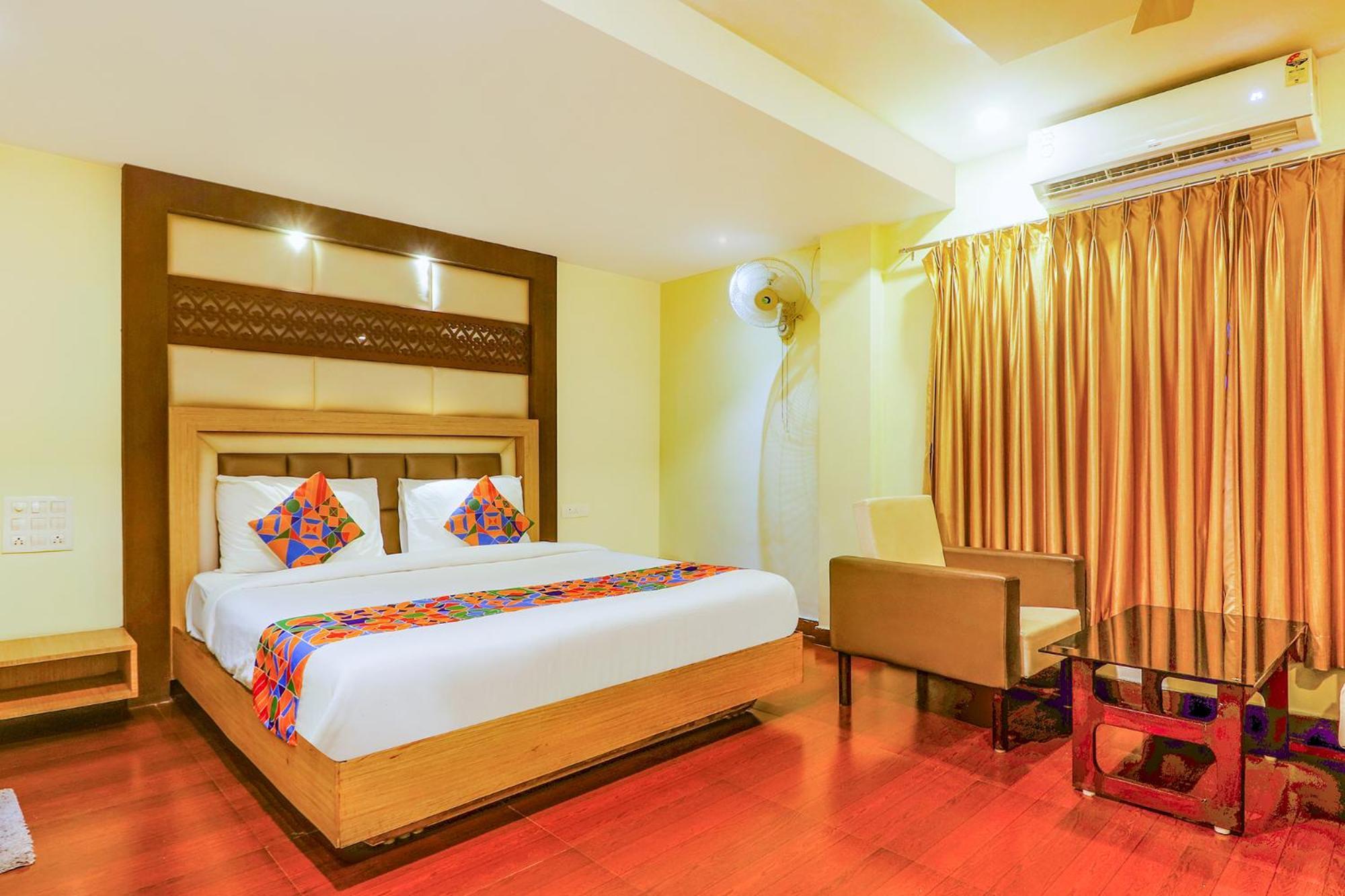 Fabhotel Keerthi'S Anupama - Nr Indira Gandhi Stadium Vidzsajavádá Kültér fotó