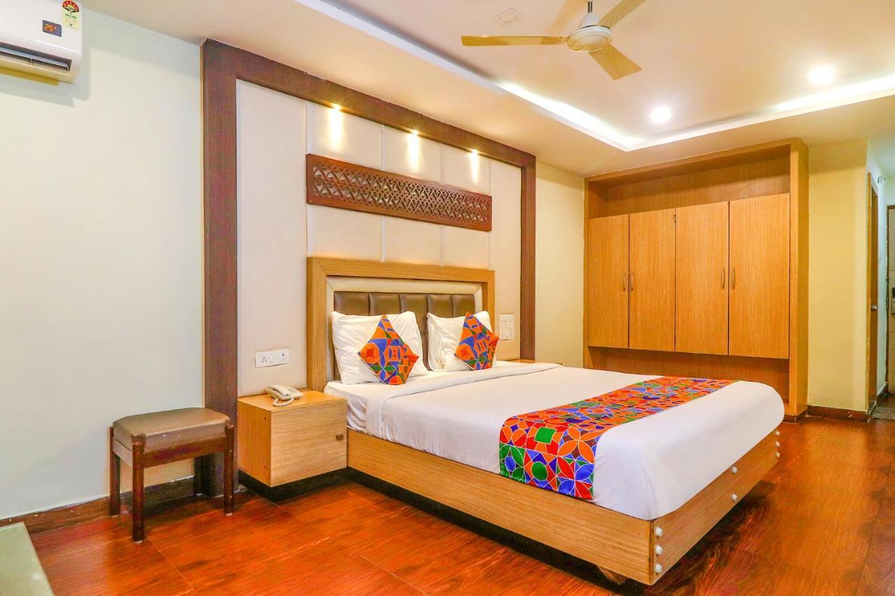 Fabhotel Keerthi'S Anupama - Nr Indira Gandhi Stadium Vidzsajavádá Kültér fotó