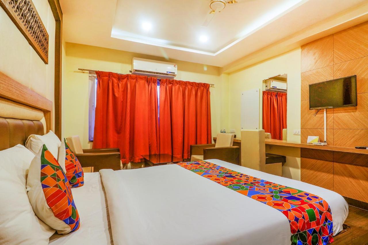 Fabhotel Keerthi'S Anupama - Nr Indira Gandhi Stadium Vidzsajavádá Kültér fotó