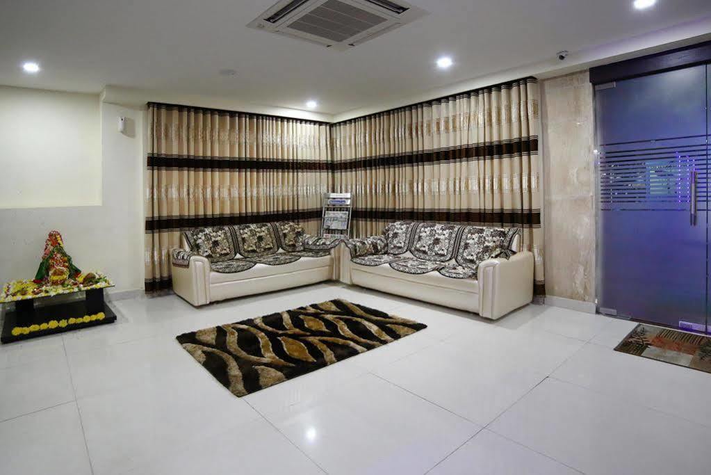 Fabhotel Keerthi'S Anupama - Nr Indira Gandhi Stadium Vidzsajavádá Kültér fotó