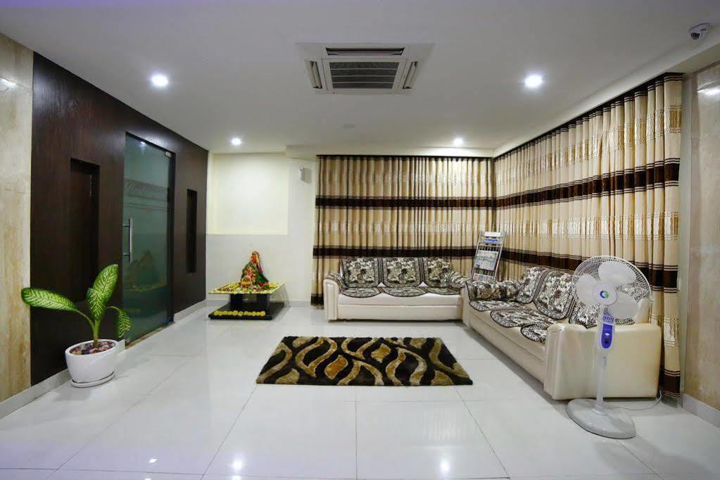 Fabhotel Keerthi'S Anupama - Nr Indira Gandhi Stadium Vidzsajavádá Kültér fotó